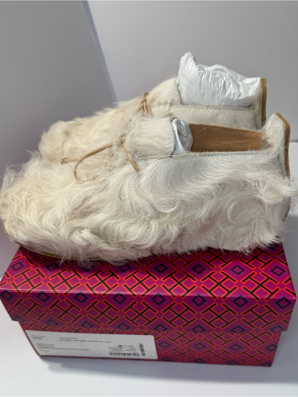 Women's Cream Fur Lace-Up Shoes